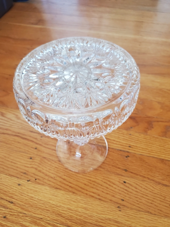 Handmade Other - Clear Glass Pedestal Cake Stand - Elegant Scalloped Design